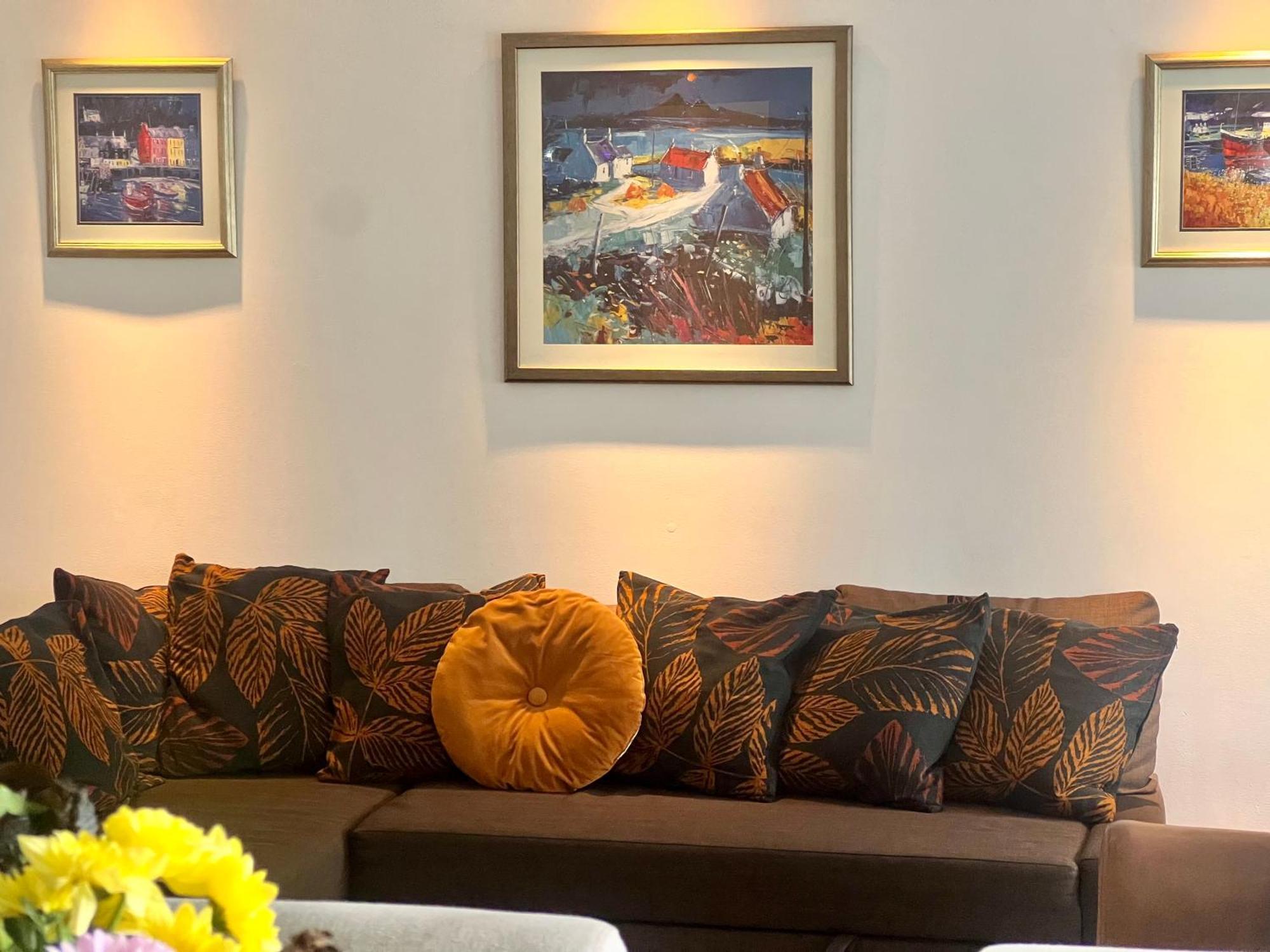 Armoury Apartment *